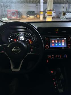 نيسان فيرسا